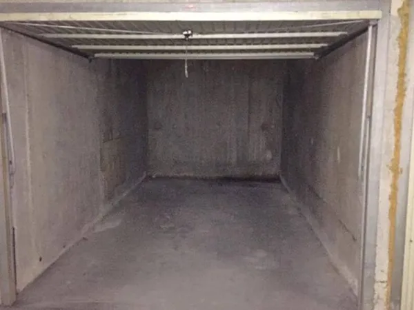 Parking 15 m²
