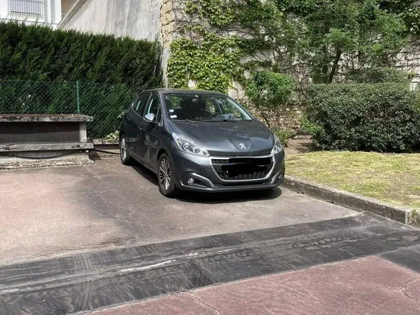 Parking 11 m²
