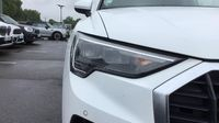 Audi Q3 35 TDI 150ch Design S tronic 7 — photo 17