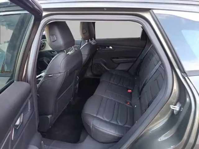 Citroën C5 x hybride rechargeable 225 s&amp;s e-eat8 — photo 12