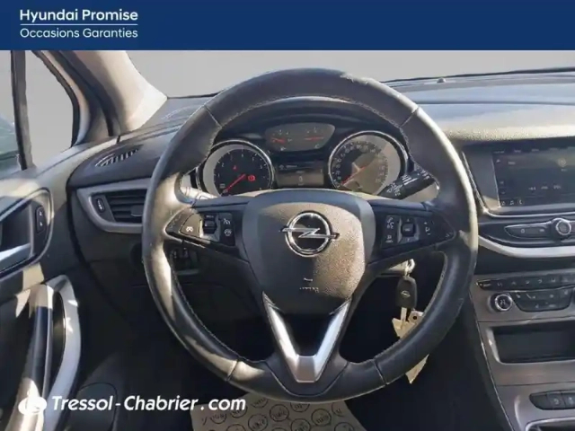 Opel Astra 1.2 turbo 130 ch bvm6 elegance business — photo 12