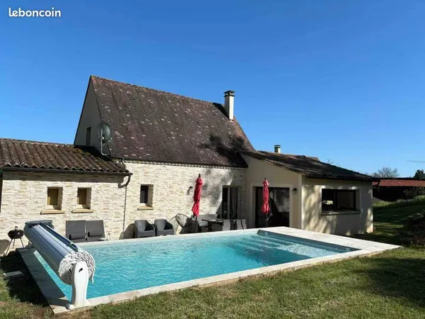 Maison à louer avec piscine