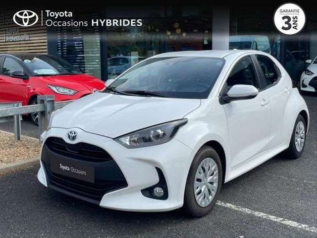Toyota YARIS Toyota Yaris 116h Dynamic Business RDS 5p MY21