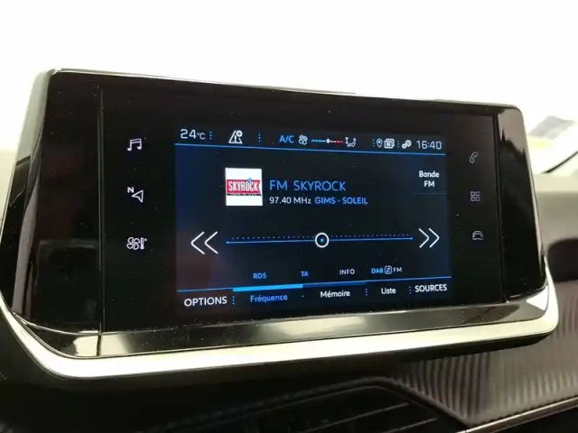Peugeot 208 puretech 75 s&amp;s bvm5 — photo 21