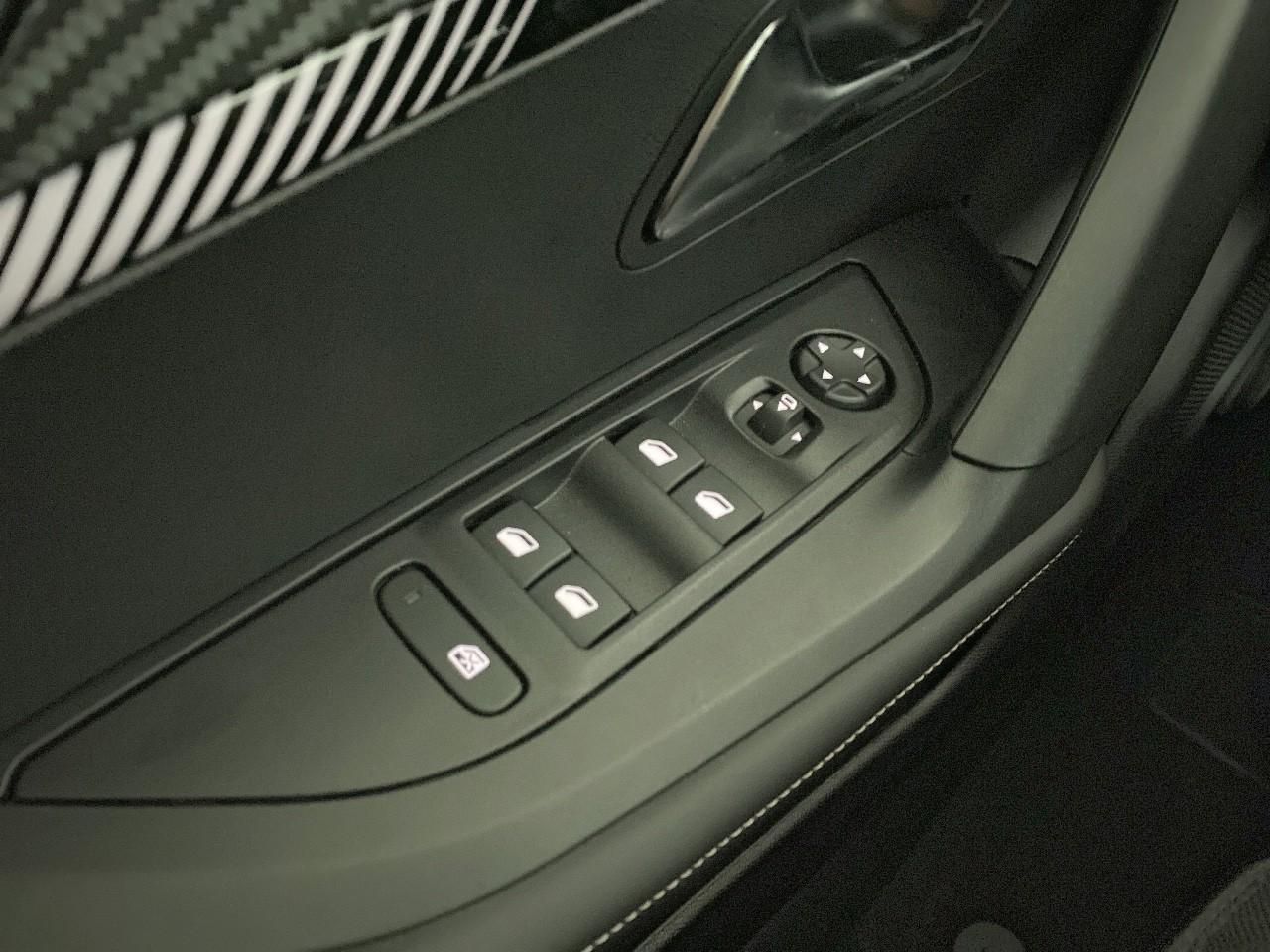Peugeot 2008 hybrid 145 ch e-dcs6 allure — photo 20