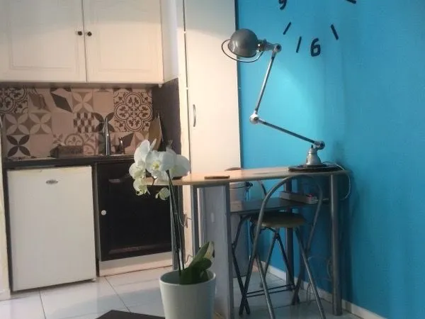 Studio meublé au calme