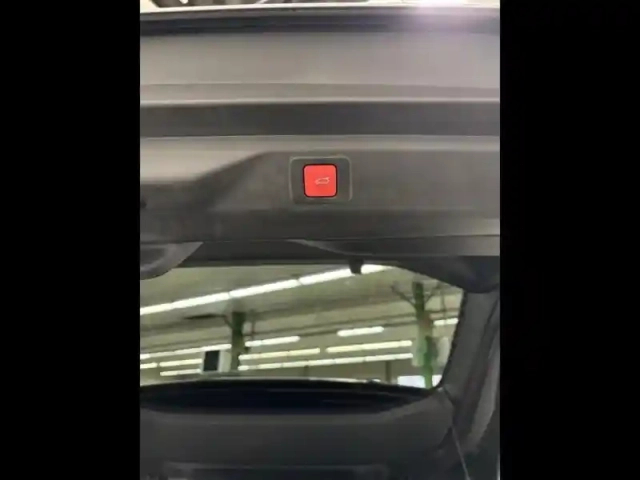 Peugeot 3008 hybride rechargeable plug-in 195ch gt e-dcs7 — photo 9