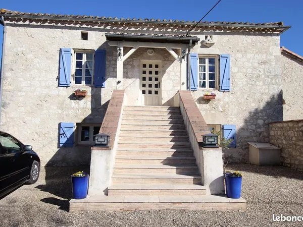 Propriété 10 pièces 140 m²