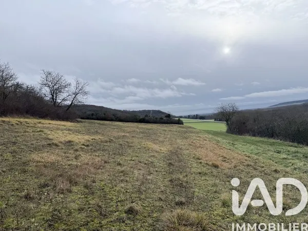 Terrain 943 m²