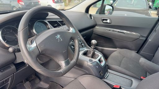 Peugeot 5008 1.6 HDI 115 - Allure – 2014 – 170056 km – Diesel – Boîte Manuelle — photo 22