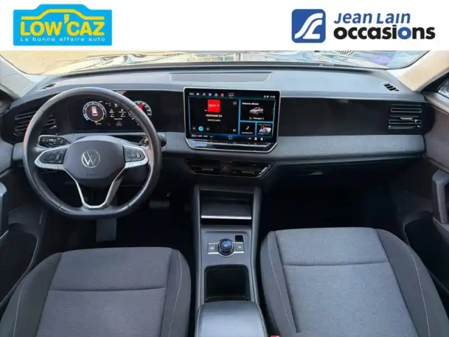 Volkswagen Tiguan 1.5 etsi 130ch dsg7 — photo 18