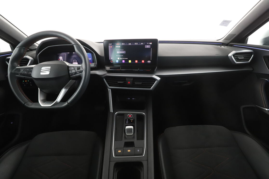Seat Leon 1.4 TSI e-HYBRID FR DSG6 — photo 11