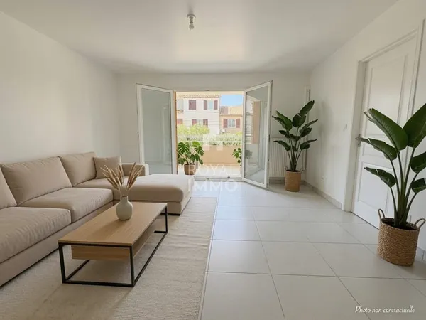 À VENDRE Magnifique T3 avec terrasse exposé ouest à La Val