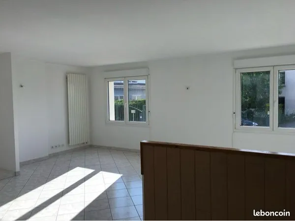 Maison 72 m2 avec jardin et parking