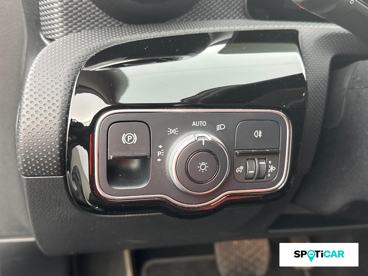 Mercedes Classe A 180 136ch progressive line 7g-dct — photo 17