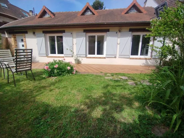 Maison 8 pièces 160 m²