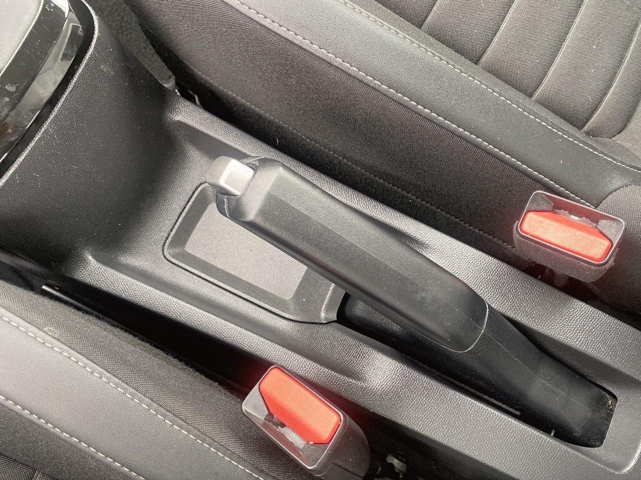 Citroën C3 1.2 turbo 100ch max — photo 23