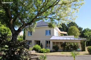 Maison 10 pièces 209 m²