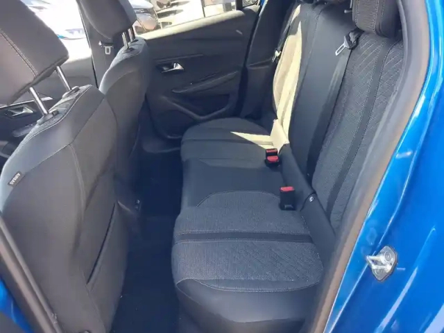 Peugeot 208 puretech 100 s&amp;s bvm6 — photo 10