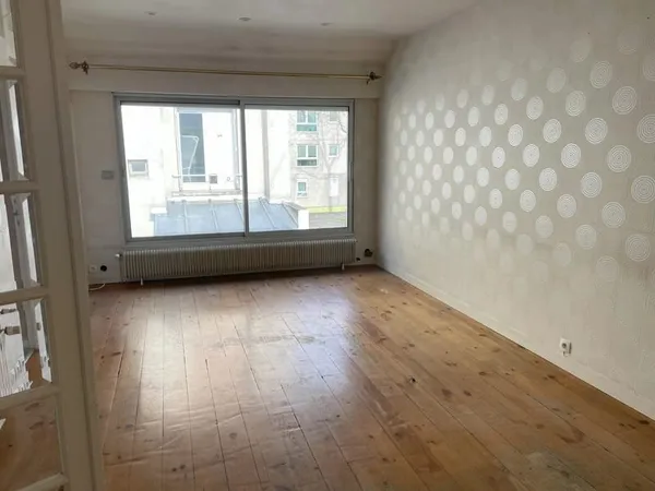Bureaux 7 pièces 340 m²