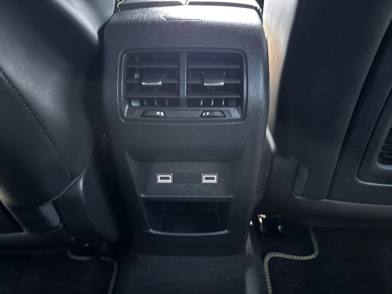 Peugeot 308 1.2 essence 130ch s&s gt eat8 — photo 23