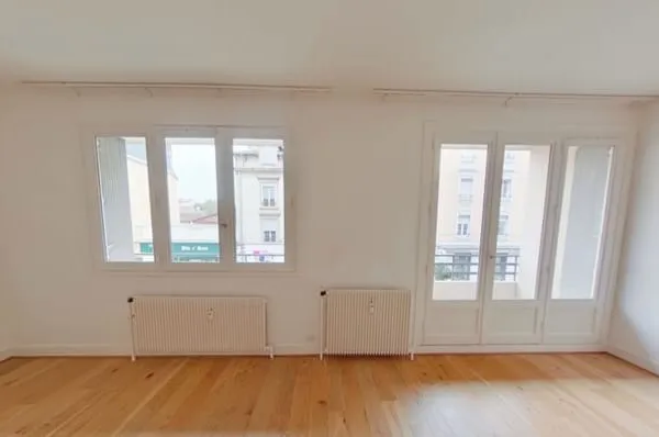 T3 AVENUE DES FRERES LUMIERE LYON 8EME