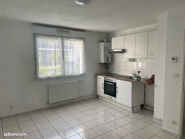 Appartement T1 bis RDC avec garage