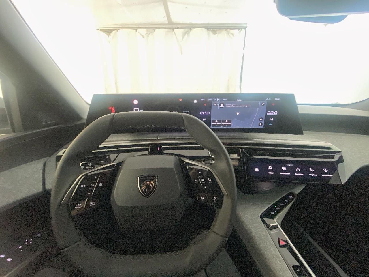 Peugeot 5008 hybrid 145 ch e-dcs6 allure — photo 12