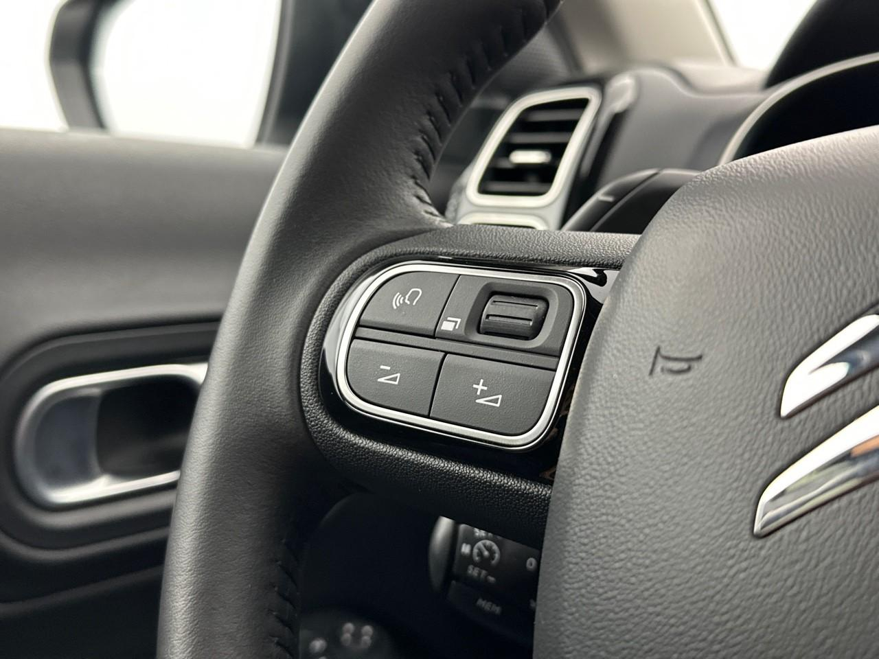 Citroën C5 Aircross hybride rechargeable 225 e-eat8 shine pack — photo 18