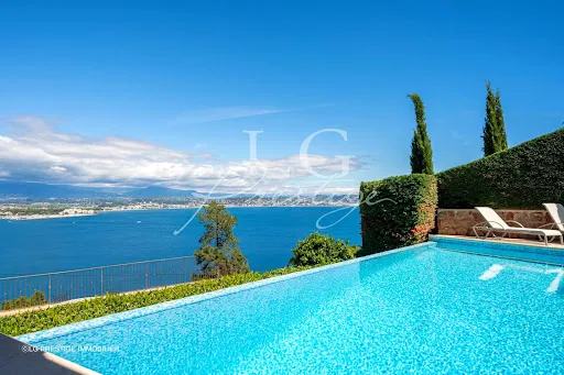Villa 6 pièces 169 m²