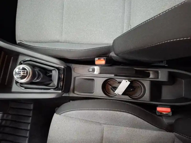 Renault Clio tce 90 — photo 22