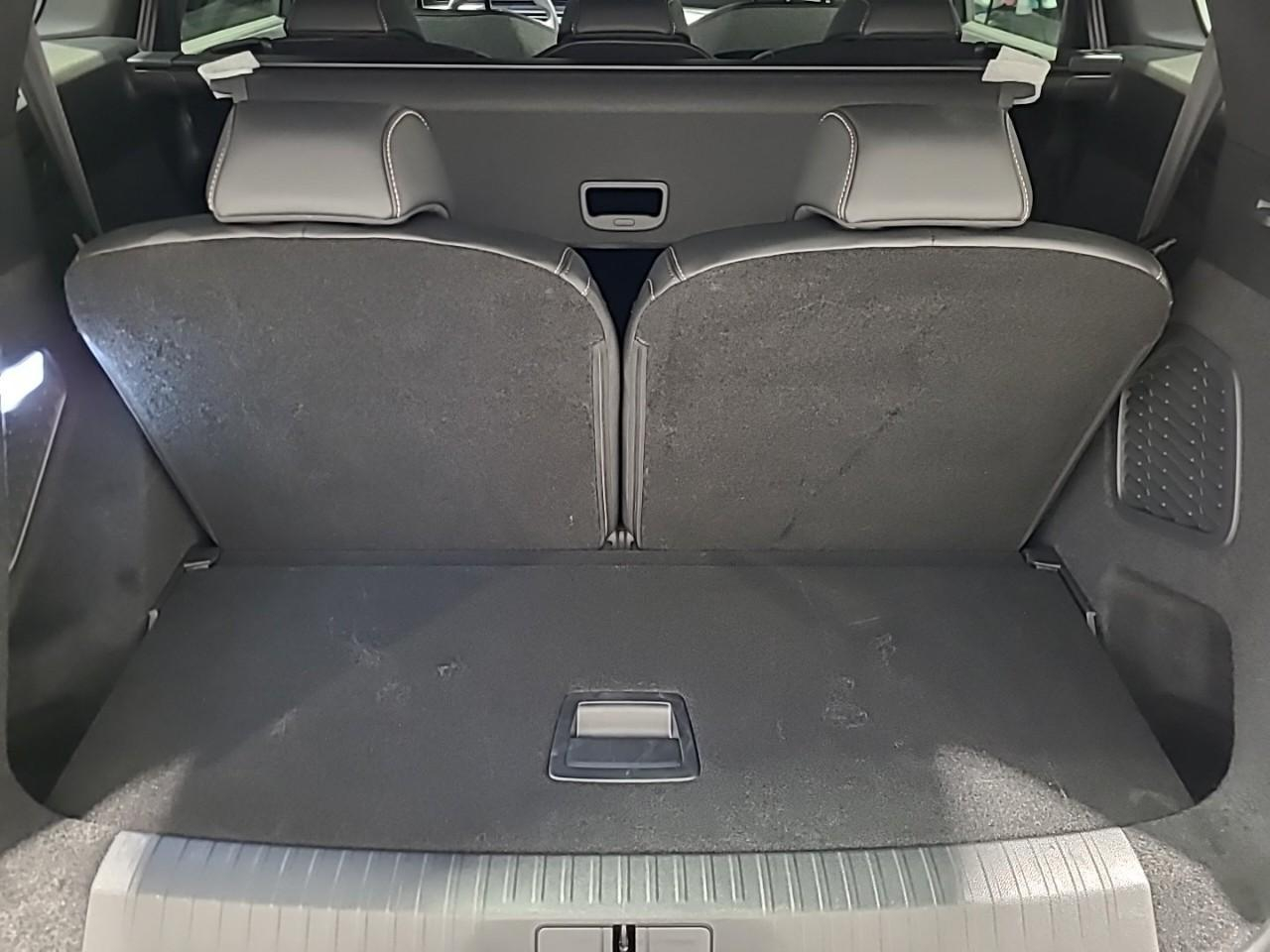 Peugeot 5008 hybrid 145 ch e-dcs6 allure — photo 14
