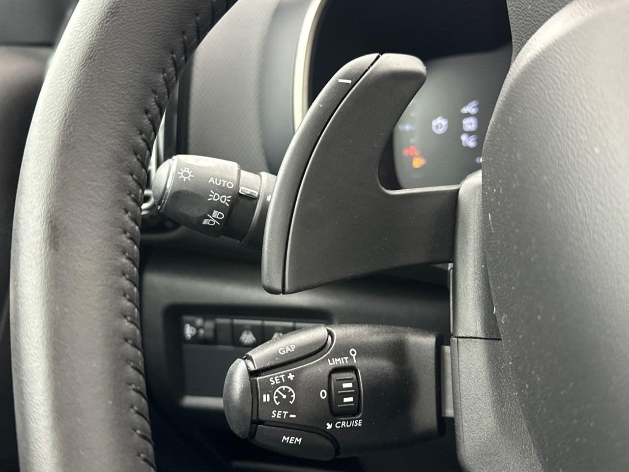 Citroën C5 Aircross hybride 145 ch e-dcs6 max — photo 18