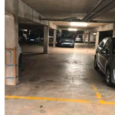Place de parking sécurisée location