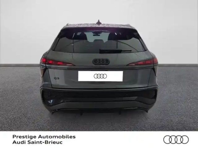 Audi Q3 1.5 e-hybrid 272ch s line s tronic 6 — photo 5