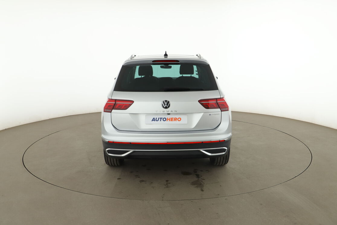 Volkswagen Tiguan 1.4 eHybrid Elegance DSG6 — photo 4