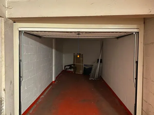 Garage fermé - Bastille