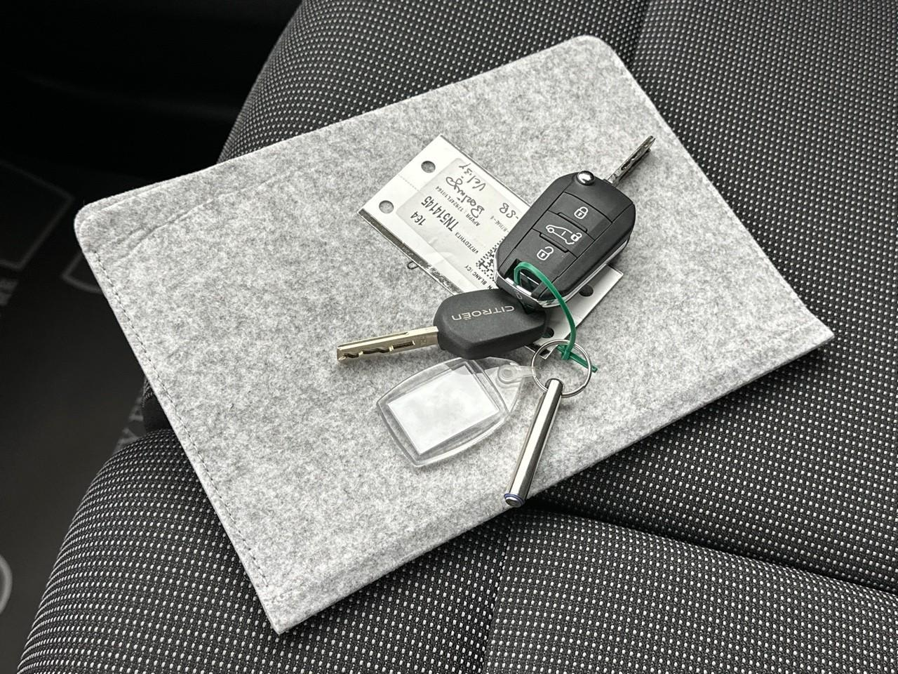 Citroën Berlingo van m diesel 100 ch manuelle — photo 31