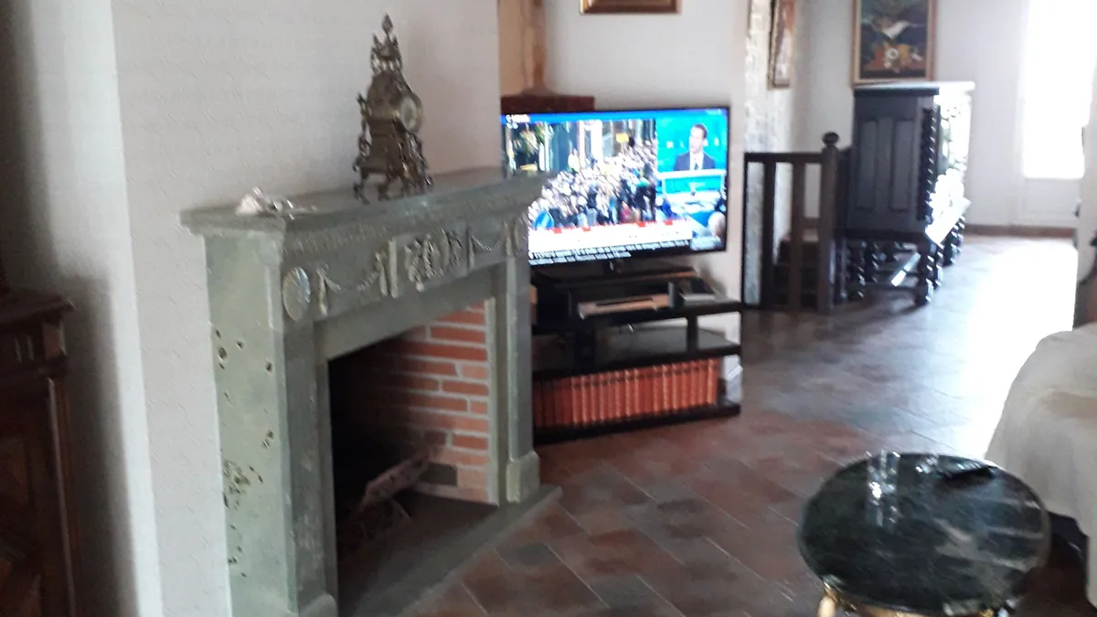 Photo 8