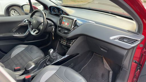 Peugeot 2008 1.2 PureTech 110 - Allure – 2018 – 106566 km – Essence – Boîte Manuelle — photo 26