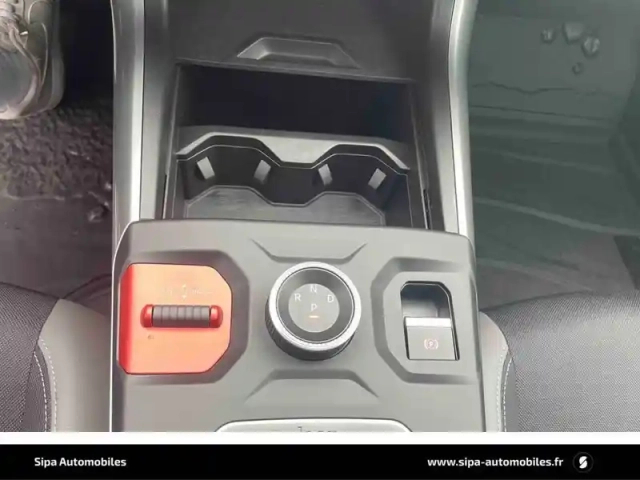 Jeep Compass 157 kw 4x2 — photo 18