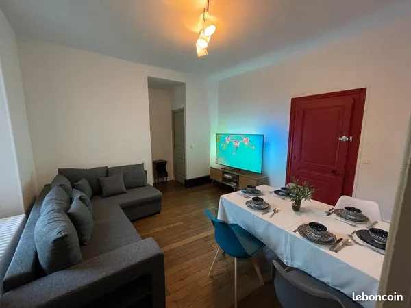 Appartement meublé 3 chambres avec terrasse - Centre\-ville de Bourges