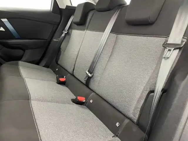 Citroën C4 e- 136 ch automatique — photo 15