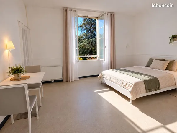 Studio meublé 22,94 m² - lumineux - vue verdure