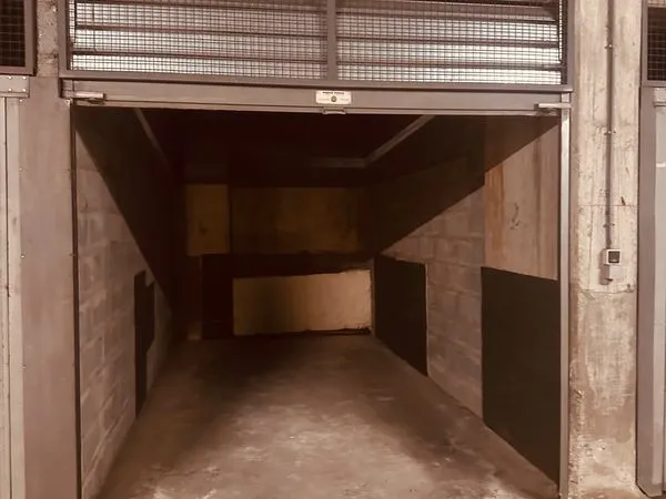 Box ou garage fermé à Juan les pins