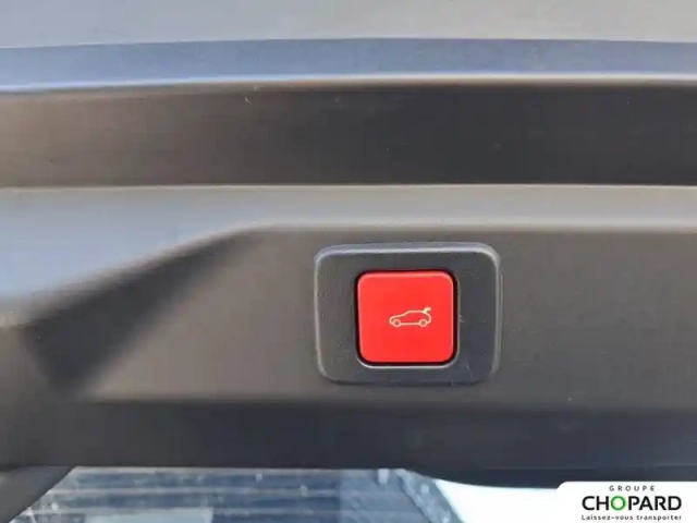 Peugeot 3008 hybrid 145 e-dcs6 — photo 20