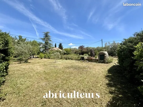 Terrain 664 m² Aix En Provence