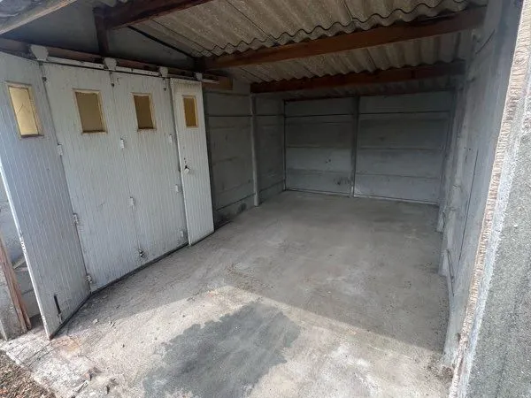 Stationnement Vente Saint-Pierre-la-Cour   8500€