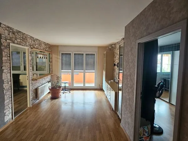 BeBel appartement familial de 120 m² à Strasbourg-Neudorf Est - 6 pièces, 4 chambres, 2 grands balco