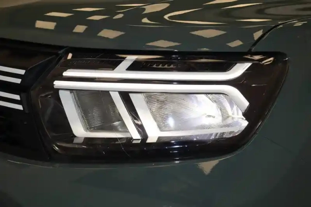 Dacia Duster blue dci 115 4x4 — photo 21